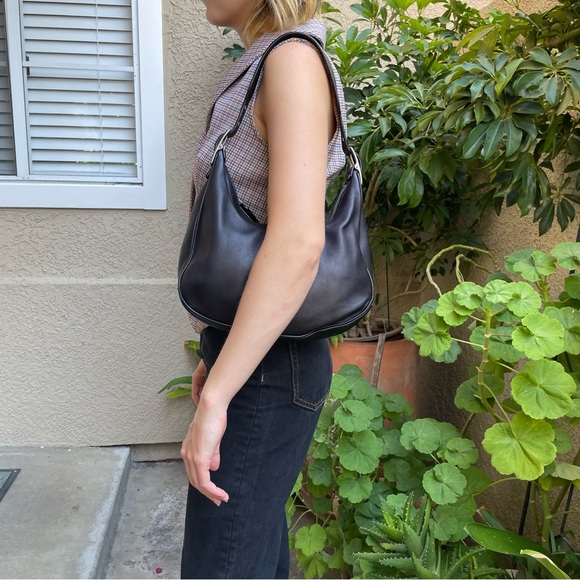 Vintage black/silver Coach leather shoulder bag - Picture 5 of 14